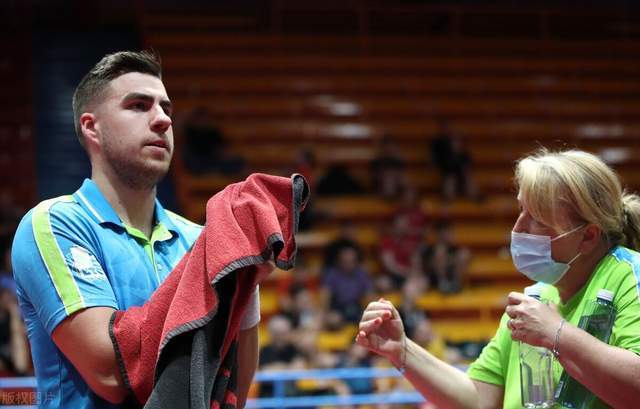 他不仅是个 他不仅是个